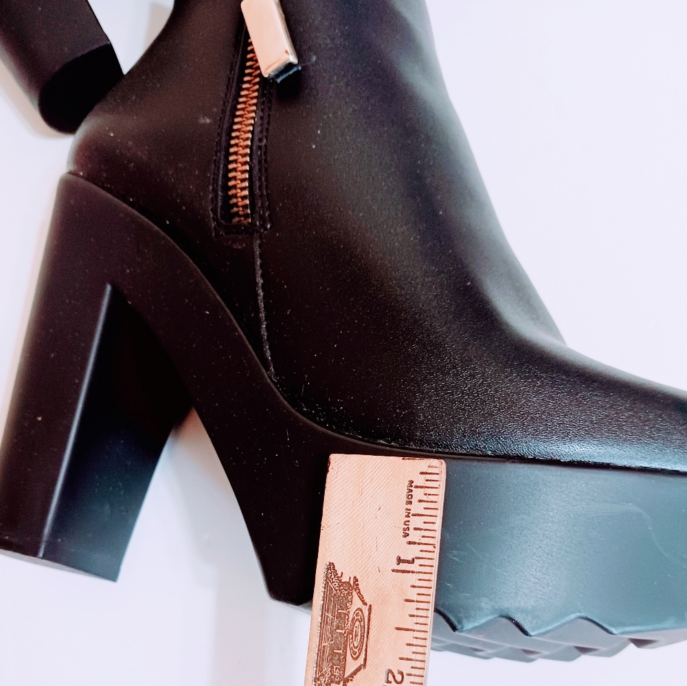 ANDREA FENZI Black Platform Ankle Boots with Gold Zipper Accent - Picture 4 of 8